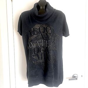 Marie Claire, short sleeved blue sweater with turtle neck,  Size X-Large